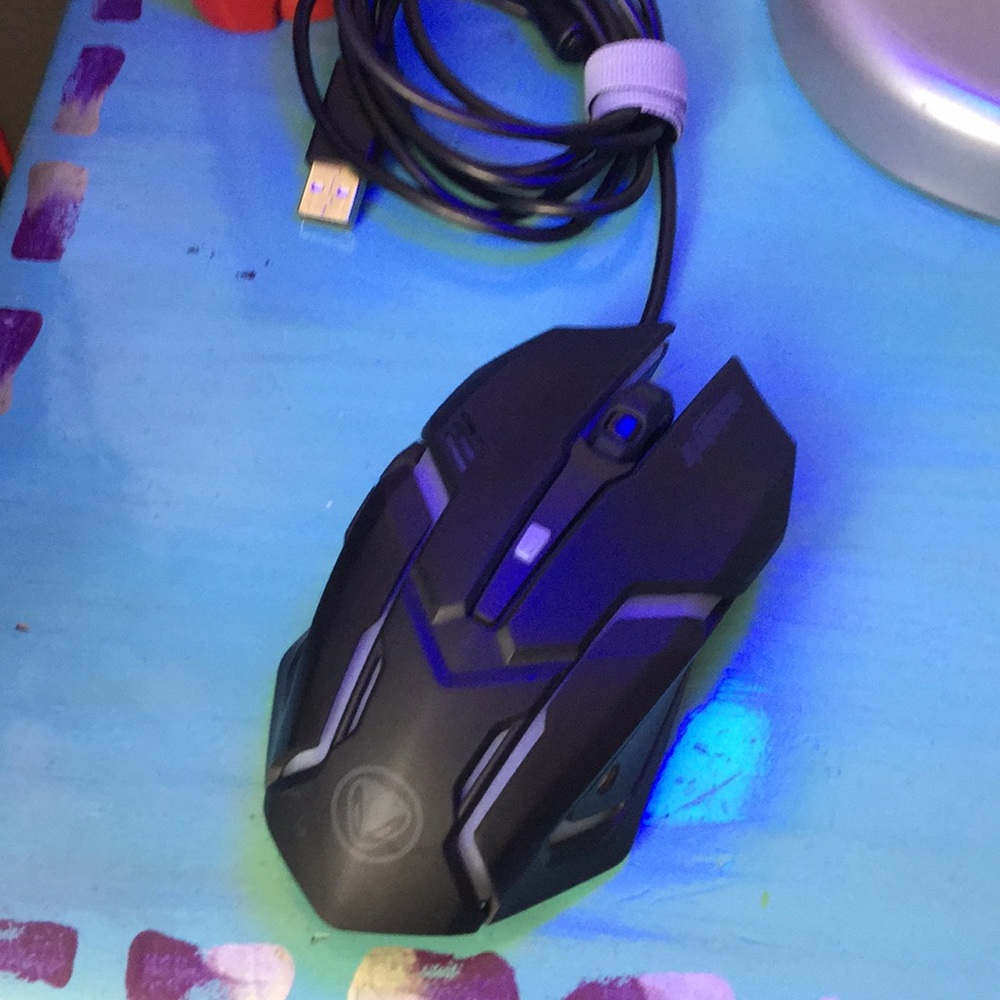 Snakedyte sb909672 gaming mouse for pc